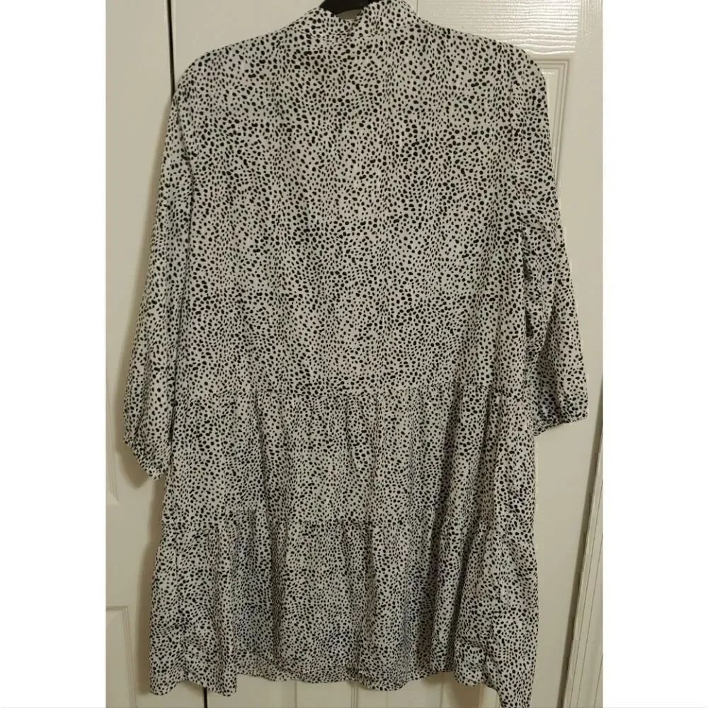 Women's Button Up Mini Dress GUC Size M/L - Picture 3 of 6